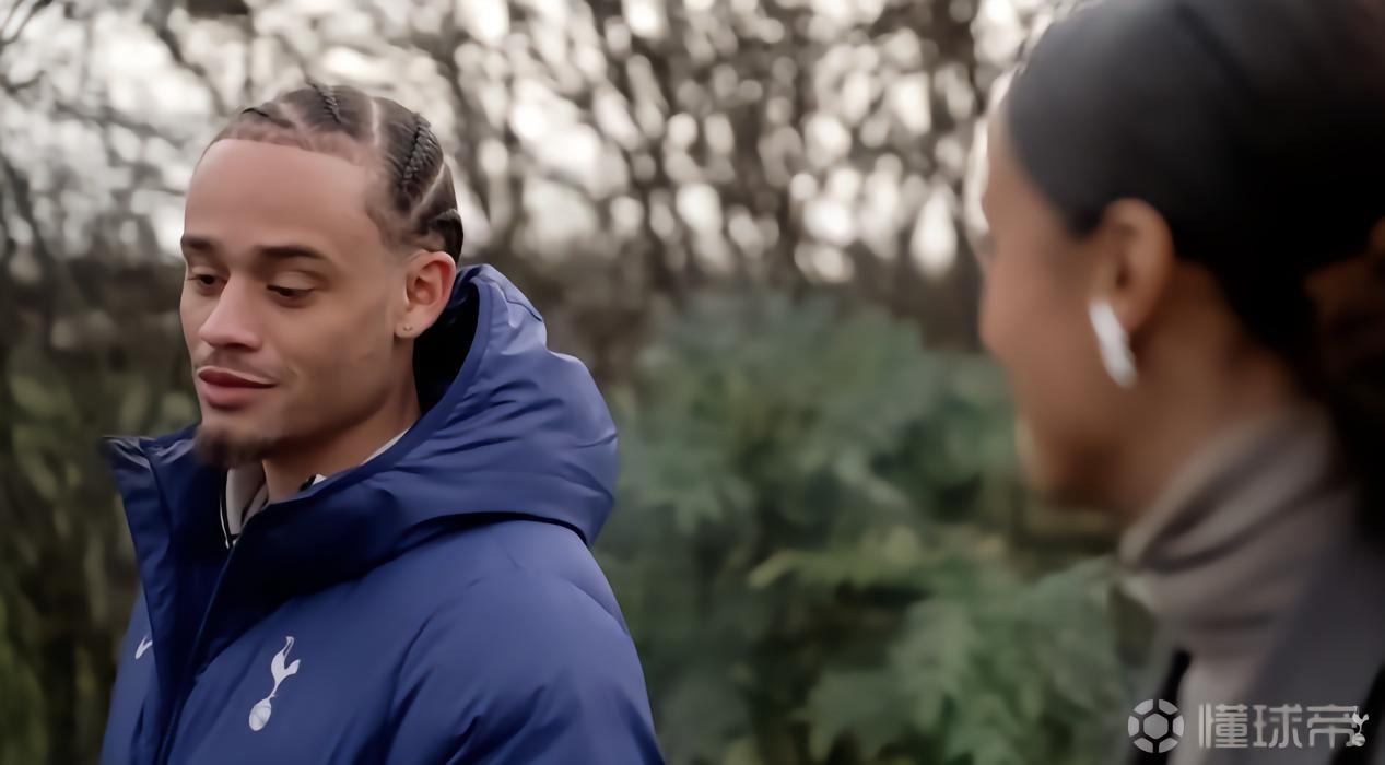 西蒙斯：想在热刺留下属于自己的印记，英超是世界最好的联赛