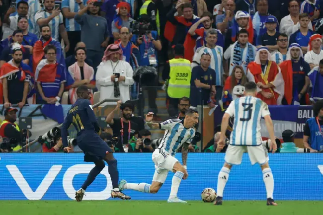 首战不幸遇苦主，墨尔本城恐出师不利！雷根斯堡主战不至于落魄